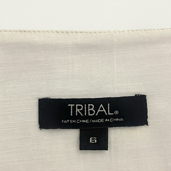 Tribal Women's Size 6 White/Black Lined Floral Embroidered A-Line Skirt. - Picture 3 of 3